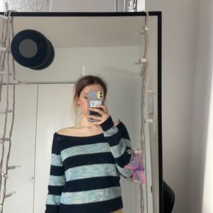 croped sweater